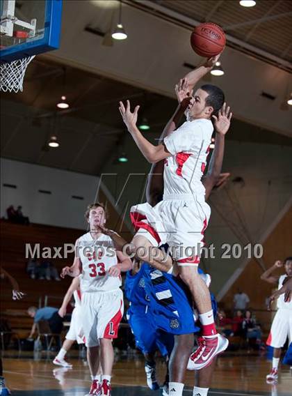Thumbnail 2 in Oakland vs. Lutheran (California Classic) photogallery.