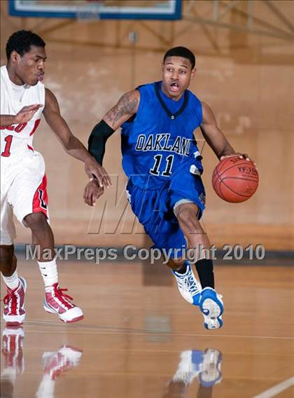 Thumbnail 2 in Oakland vs. Lutheran (California Classic) photogallery.