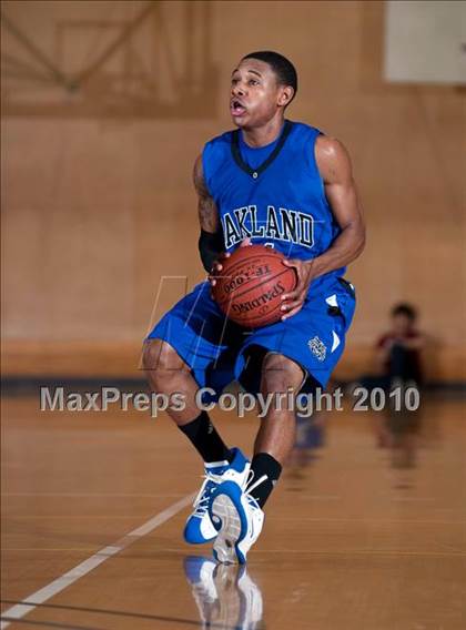 Thumbnail 2 in Oakland vs. Lutheran (California Classic) photogallery.