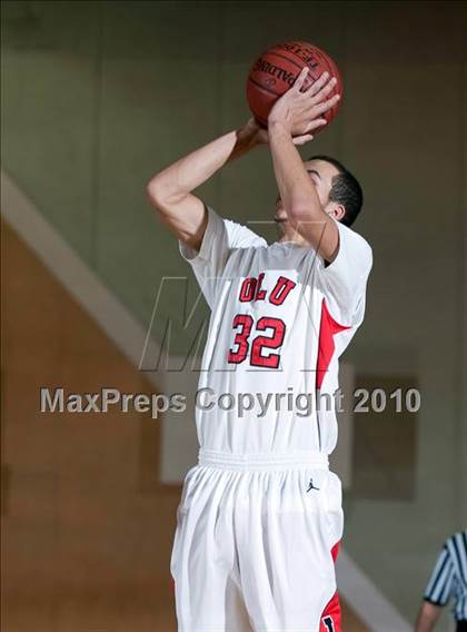 Thumbnail 2 in Oakland vs. Lutheran (California Classic) photogallery.