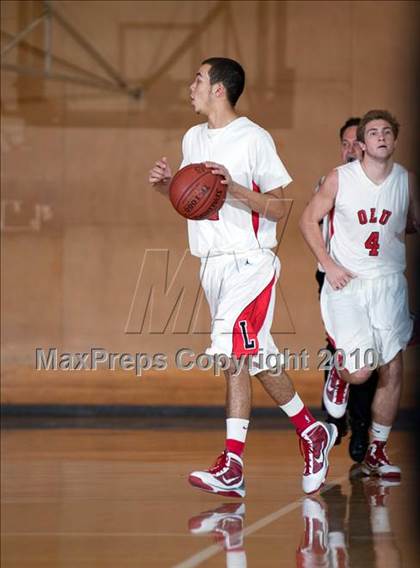 Thumbnail 3 in Oakland vs. Lutheran (California Classic) photogallery.
