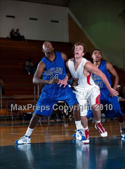 Thumbnail 2 in Oakland vs. Lutheran (California Classic) photogallery.