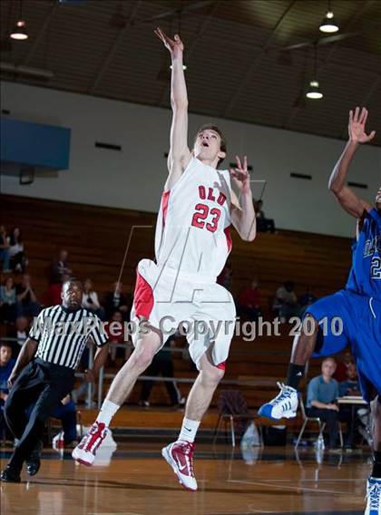 Thumbnail 1 in Oakland vs. Lutheran (California Classic) photogallery.