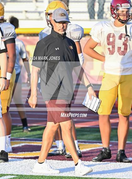 Thumbnail 2 in Red Mountain vs. Mountain Pointe (Scrimmage at Mountain Pointe) photogallery.