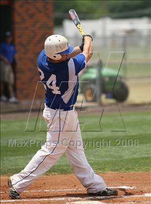 Thumbnail 2 in Cooper vs. Decatur (Texas 3A Regional Semifinal) photogallery.