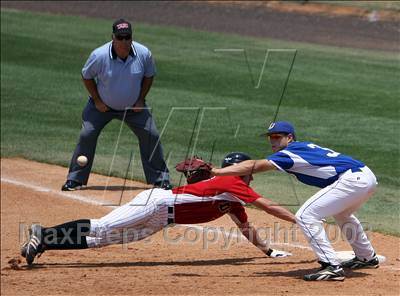 Thumbnail 1 in Cooper vs. Decatur (Texas 3A Regional Semifinal) photogallery.