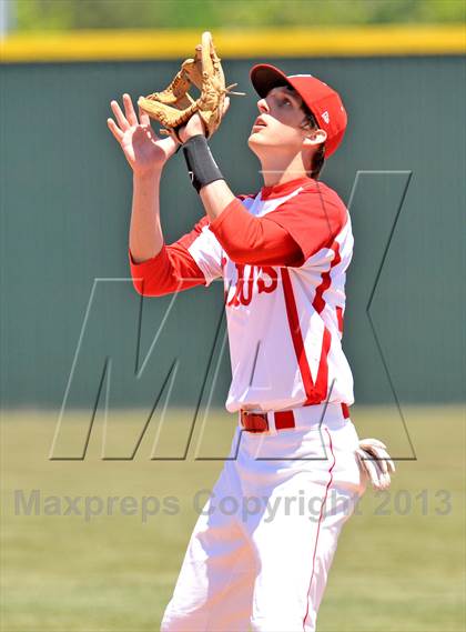 Thumbnail 3 in Ponder vs Whitney (UIL 2A Region 2 Bi-District Playoff) photogallery.