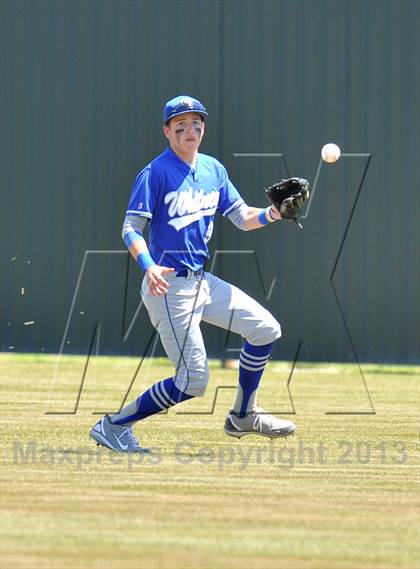 Thumbnail 2 in Ponder vs Whitney (UIL 2A Region 2 Bi-District Playoff) photogallery.