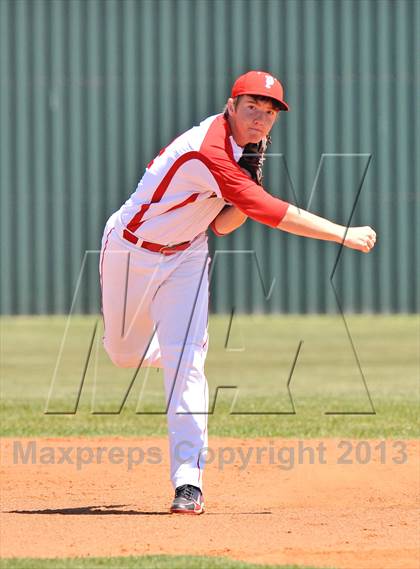 Thumbnail 1 in Ponder vs Whitney (UIL 2A Region 2 Bi-District Playoff) photogallery.