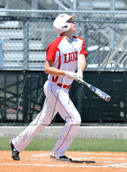 Thumbnail 2 in Ponder vs Whitney (UIL 2A Region 2 Bi-District Playoff) photogallery.