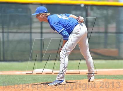 Thumbnail 1 in Ponder vs Whitney (UIL 2A Region 2 Bi-District Playoff) photogallery.