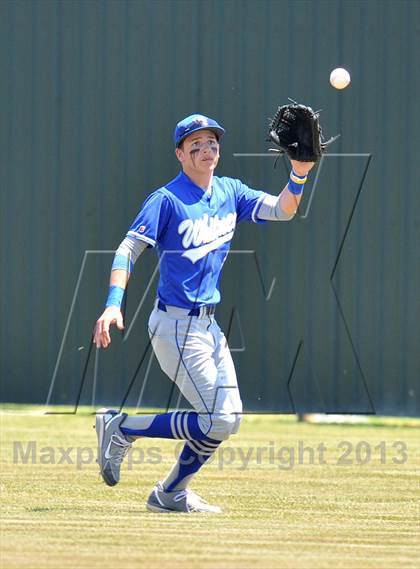 Thumbnail 3 in Ponder vs Whitney (UIL 2A Region 2 Bi-District Playoff) photogallery.