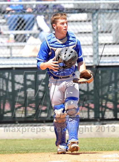 Thumbnail 1 in Ponder vs Whitney (UIL 2A Region 2 Bi-District Playoff) photogallery.