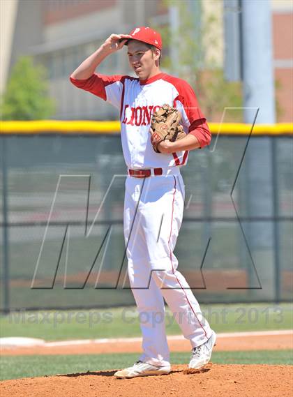 Thumbnail 1 in Ponder vs Whitney (UIL 2A Region 2 Bi-District Playoff) photogallery.