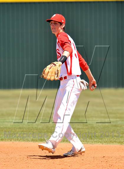 Thumbnail 3 in Ponder vs Whitney (UIL 2A Region 2 Bi-District Playoff) photogallery.