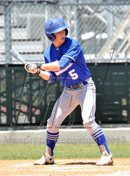 Thumbnail 1 in Ponder vs Whitney (UIL 2A Region 2 Bi-District Playoff) photogallery.