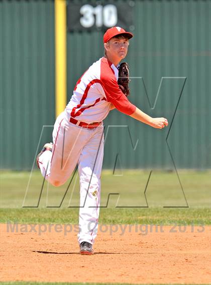 Thumbnail 1 in Ponder vs Whitney (UIL 2A Region 2 Bi-District Playoff) photogallery.