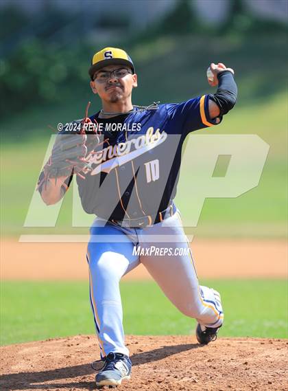 Thumbnail 2 in Shafter vs Eagle Rock (CIF SoCal D5 Regional Round 1 Playoff)  photogallery.