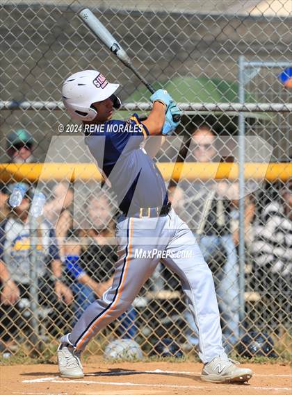 Thumbnail 1 in Shafter vs Eagle Rock (CIF SoCal D5 Regional Round 1 Playoff)  photogallery.