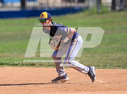 Thumbnail 2 in Shafter vs Eagle Rock (CIF SoCal D5 Regional Round 1 Playoff)  photogallery.