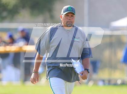 Thumbnail 2 in Shafter vs Eagle Rock (CIF SoCal D5 Regional Round 1 Playoff)  photogallery.