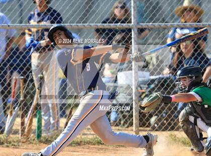 Thumbnail 1 in Shafter vs Eagle Rock (CIF SoCal D5 Regional Round 1 Playoff)  photogallery.