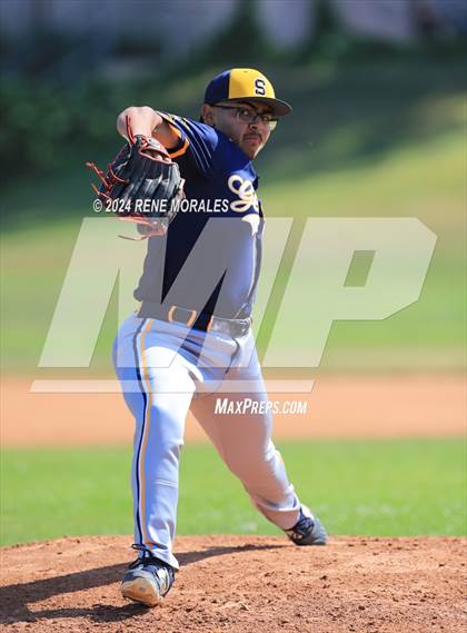 Thumbnail 3 in Shafter vs Eagle Rock (CIF SoCal D5 Regional Round 1 Playoff)  photogallery.