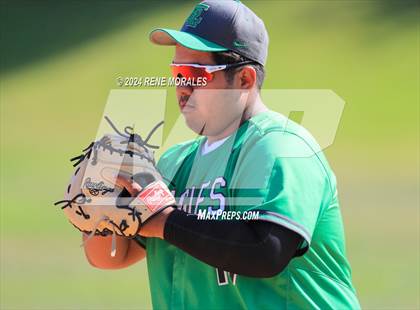 Thumbnail 2 in Shafter vs Eagle Rock (CIF SoCal D5 Regional Round 1 Playoff)  photogallery.