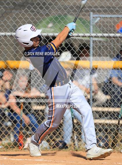 Thumbnail 2 in Shafter vs Eagle Rock (CIF SoCal D5 Regional Round 1 Playoff)  photogallery.