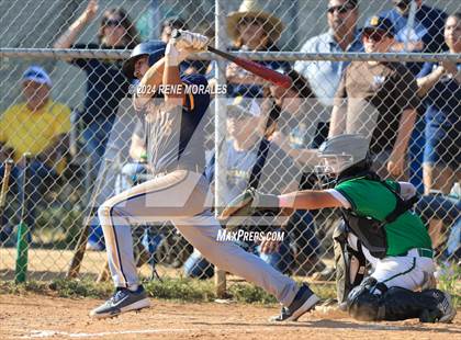 Thumbnail 1 in Shafter vs Eagle Rock (CIF SoCal D5 Regional Round 1 Playoff)  photogallery.