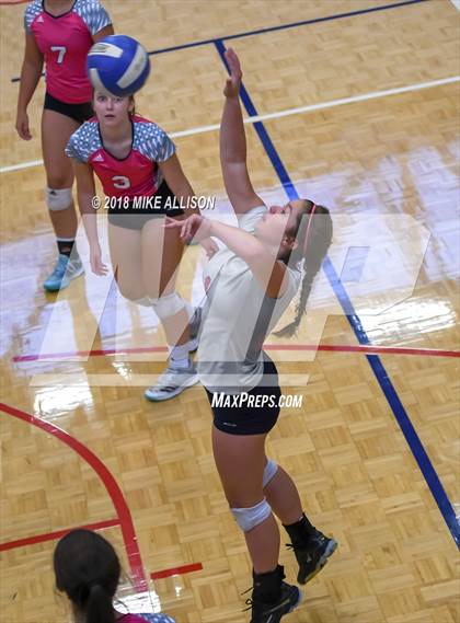 Thumbnail 2 in Soddy Daisy vs Red Bank (Choo Choo Play Day Tournament) photogallery.