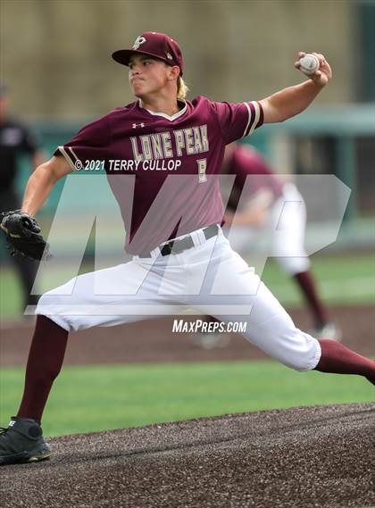 Thumbnail 3 in Skyridge vs. Lone Peak (UHSAA 6A Championships) photogallery.