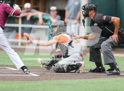 Thumbnail 3 in Skyridge vs. Lone Peak (UHSAA 6A Championships) photogallery.