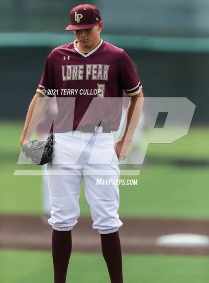 Thumbnail 3 in Skyridge vs. Lone Peak (UHSAA 6A Championships) photogallery.