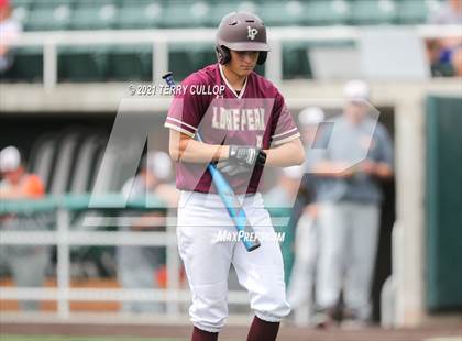 Thumbnail 3 in Skyridge vs. Lone Peak (UHSAA 6A Championships) photogallery.