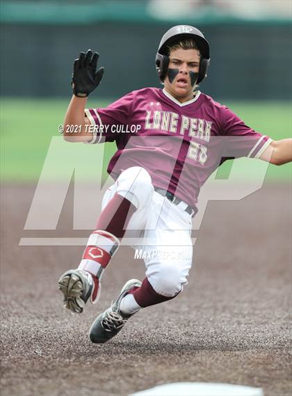 Thumbnail 2 in Skyridge vs. Lone Peak (UHSAA 6A Championships) photogallery.