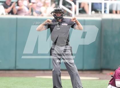 Thumbnail 3 in Skyridge vs. Lone Peak (UHSAA 6A Championships) photogallery.