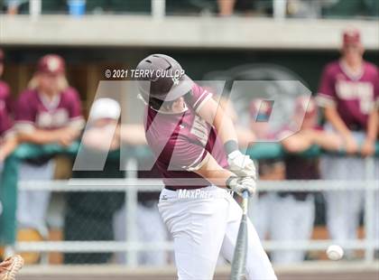 Thumbnail 3 in Skyridge vs. Lone Peak (UHSAA 6A Championships) photogallery.