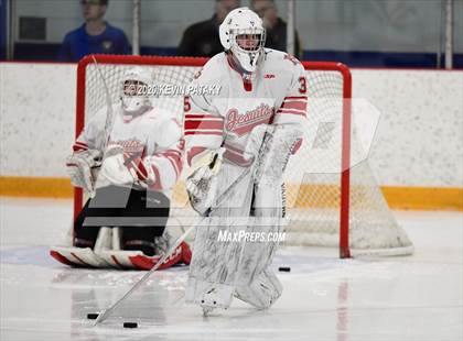 Thumbnail 3 in Notre Dame, WH vs. Fairfield Prep (SCC D1 Final) photogallery.
