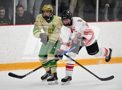 Thumbnail 3 in Notre Dame, WH vs. Fairfield Prep (SCC D1 Final) photogallery.