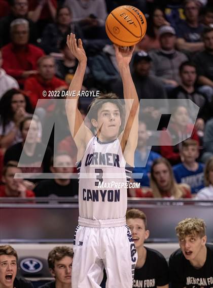 Thumbnail 2 in Corner Canyon vs. American Fork (UHSAA 6A Final) photogallery.