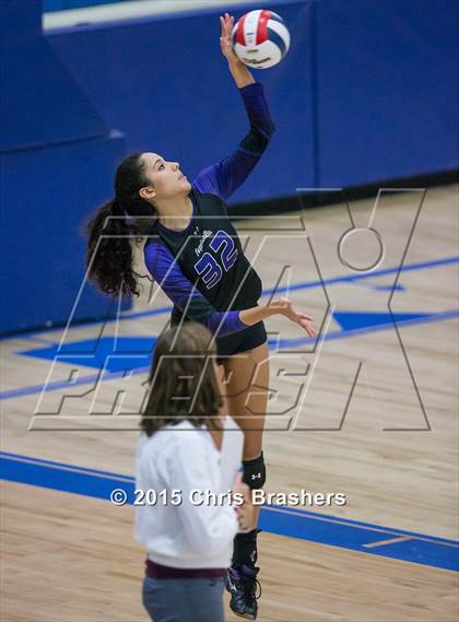 Thumbnail 3 in Bryant vs Fayetteville (AAA 7A 2nd Round Playoff) photogallery.