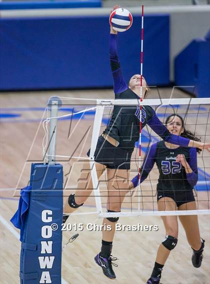 Thumbnail 2 in Bryant vs Fayetteville (AAA 7A 2nd Round Playoff) photogallery.