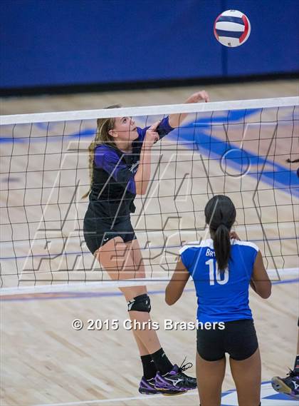 Thumbnail 3 in Bryant vs Fayetteville (AAA 7A 2nd Round Playoff) photogallery.