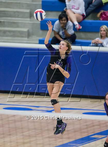 Thumbnail 3 in Bryant vs Fayetteville (AAA 7A 2nd Round Playoff) photogallery.