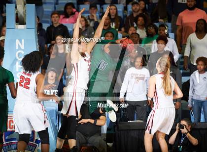 Thumbnail 2 in Southeast Raleigh vs. Northwest Guilford (NCHSAA 4A Final) photogallery.