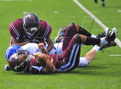 Thumbnail 2 in La Grande vs. Johnson (Football for Families) photogallery.