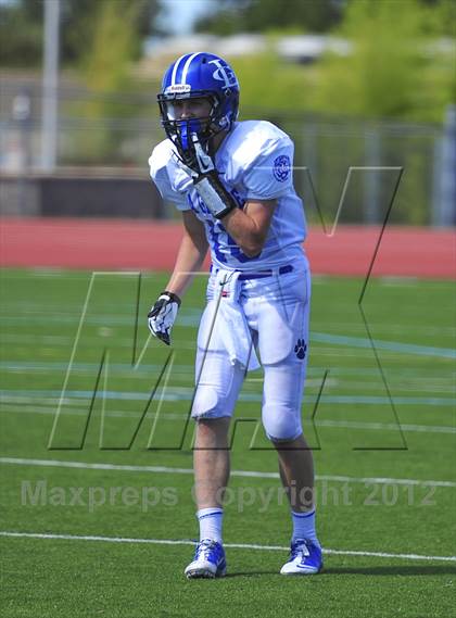 Thumbnail 3 in La Grande vs. Johnson (Football for Families) photogallery.