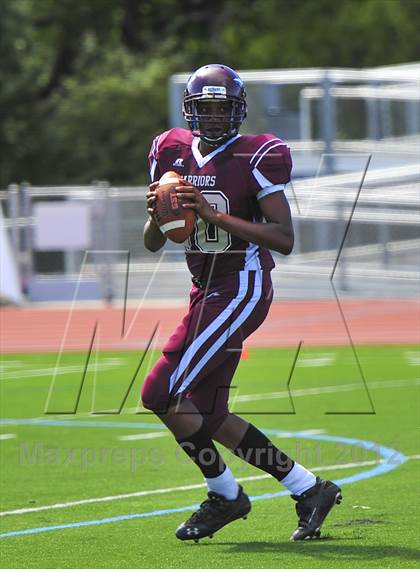 Thumbnail 2 in La Grande vs. Johnson (Football for Families) photogallery.