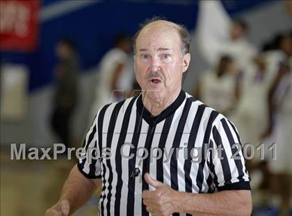 Thumbnail 3 in University vs. St. Joseph Notre Dame (CIF NorCal D5 Final) photogallery.